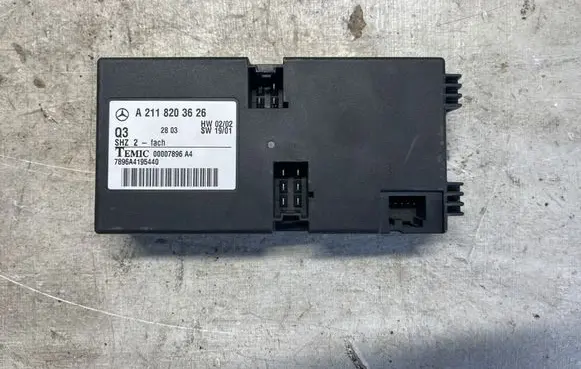 Mercedes-Benz E W211 Seat control module A2118203626 00007896A4 7896A4195440