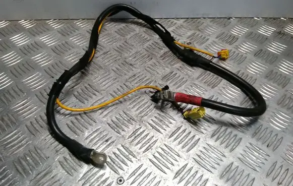 Audi A6 S6 C6 4F Positive cable (battery) 4F0971225F