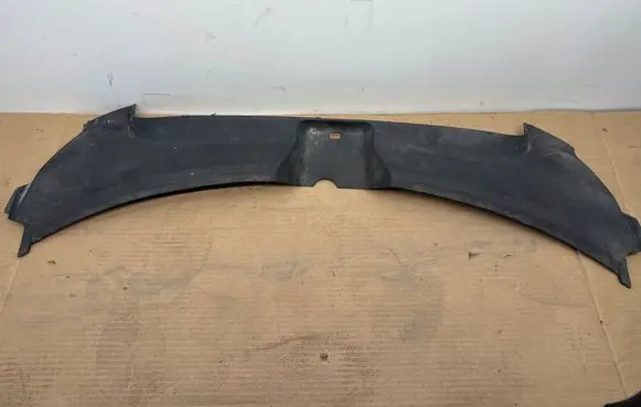 Audi A6 S6 C6 4F Radiator trim 4F0807081
