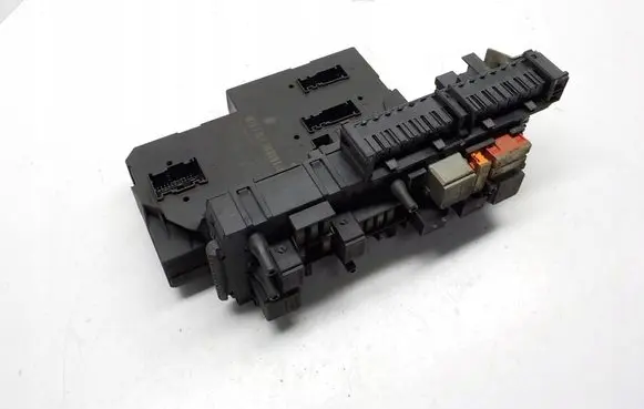 Mercedes-Benz GLK (X204) SAM control unit 