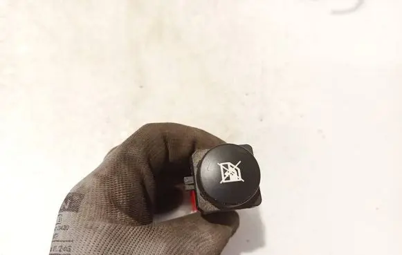 Citroen Xsara Picasso Electric window control switch 9649802077