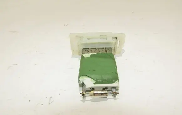 Mercedes-Benz A W168 Heater blower fan relay 