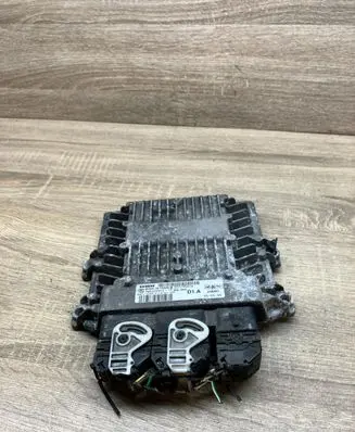 Volvo S40 Engine control unit/module 30729065A 5WS40092I
