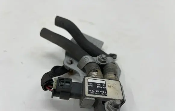 Mercedes-Benz C W205 Exhaust gas pressure sensor A0009057809