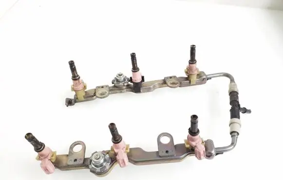 Lexus GS 300 350 430 450H Fuel injectors set 2325031070