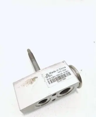 Air conditioning (A/C) expansion valve