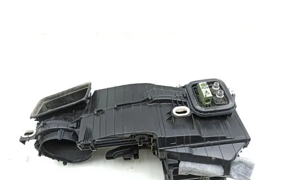 Mercedes-Benz CLA C117 X117 W117 Interior heater climate box assembly A2468302801