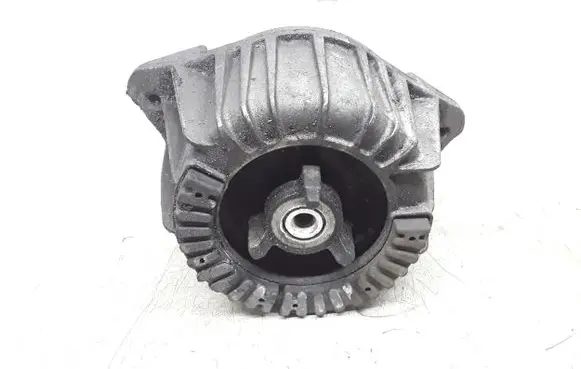 Mercedes-Benz E C207 W207 Engine mount bracket