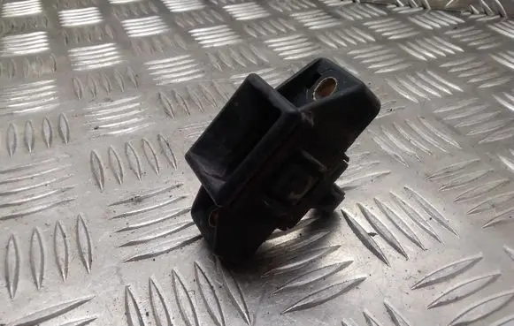 Renault Megane I Tailgate/trunk/boot lock/catch/latch 7700764536