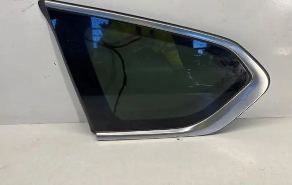 Hyundai Santa Fe Rear side window