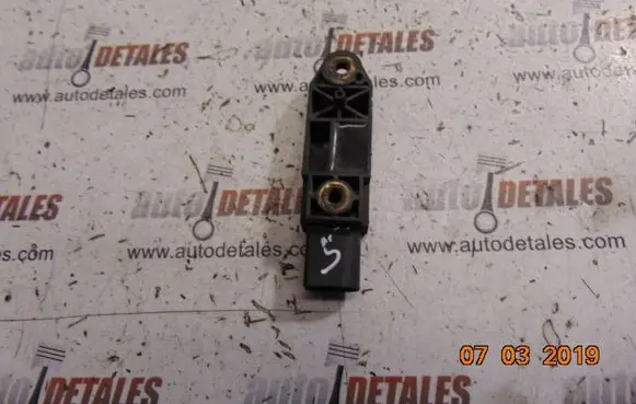 Mercedes-Benz E W211 Airbag deployment crash/impact sensor A0028202726