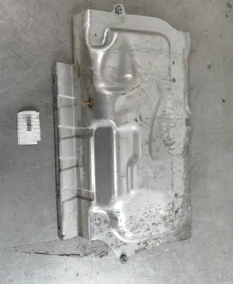Volvo S90, V90 Heat shield in engine bay 31353774