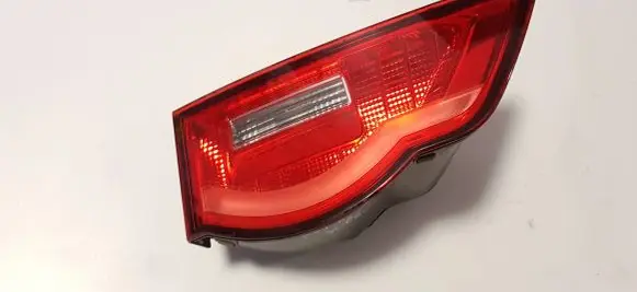 Jaguar F-Pace Tailgate rear/tail lights HK8315K273AA HK8315K273