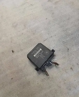 Mercedes-Benz E W210 Door control unit/module 2108207626 356826