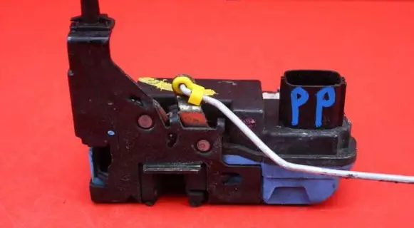 Volvo S80 Front door lock