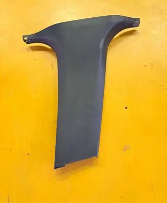 Mercedes-Benz E W212 (B) pillar trim (bottom) A2126904025