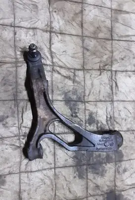 Volkswagen Touareg I Front lower control arm/wishbone 7L0407153B