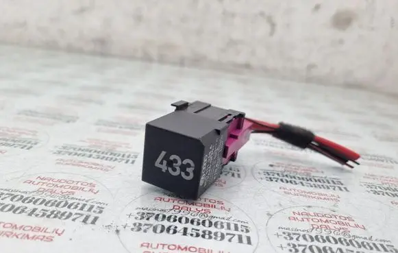 Volkswagen Touareg I Other relay 3D0951253A