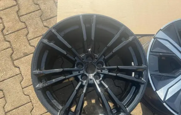 BMW M5 F90 R20 alloy rim 