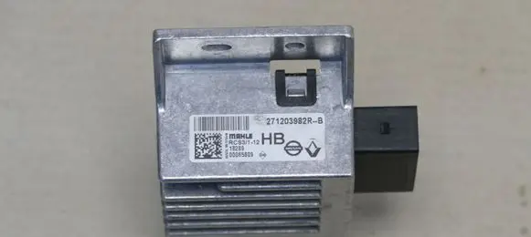 Nissan X-Trail T32 Glow plug pre-heat relay 271203982R