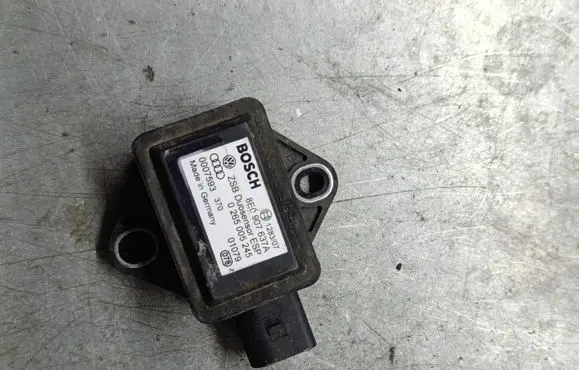 Audi A4 S4 B6 8E 8H ESP acceleration yaw rate sensor 8e0907637a