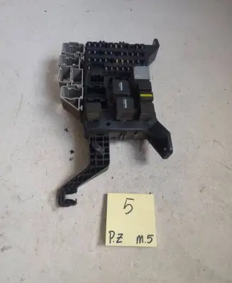 Ford Mondeo Mk III Fuse box set 37439284
