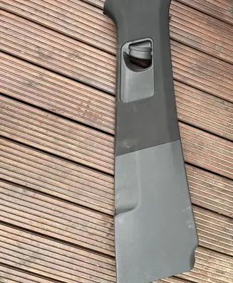Porsche Cayenne (92A) (B) pillar trim (top) 7P5867240CB 1026640000CB