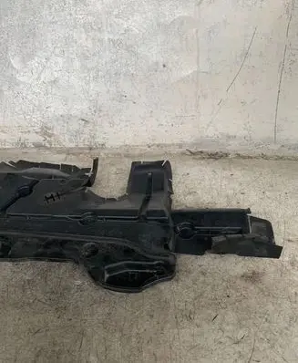 Citroen C4 Cactus Other engine part 9824335980