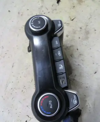 KIA Rio Fog light switch 97250-H8700