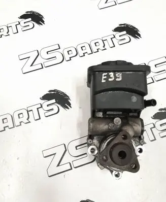 BMW 5 E39 Power steering pump 91206