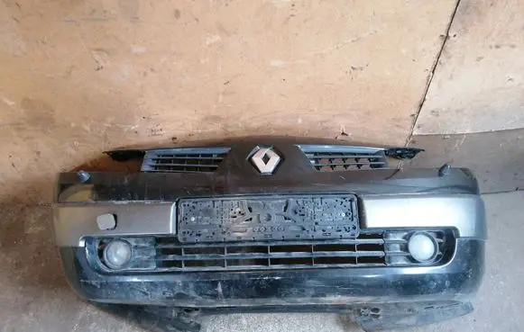 Renault Megane II Front bumper