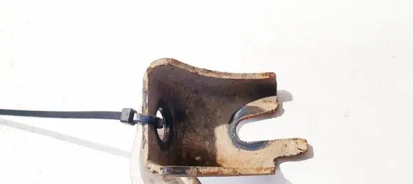 Honda Civic Engine mounting bracket