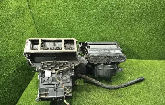 Volkswagen Crafter Interior heater climate box assembly CZ1167605780 CZ116762358