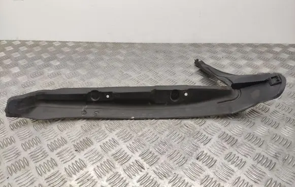 Audi A4 S4 B8 8K Fender end trim 8K0821112