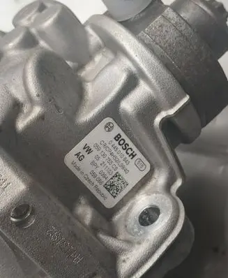 Volkswagen Touareg III Fuel injection system set 0445010843 059130755CS