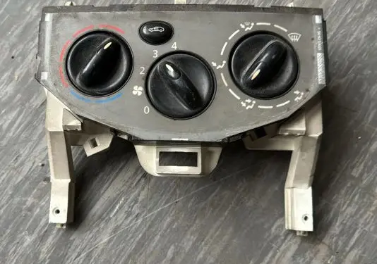 Renault Trafic II (X83) Climate control unit W964383F 7701050315 7701050314