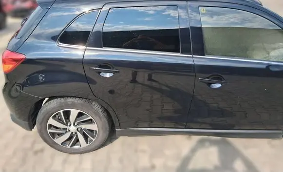 Rear door