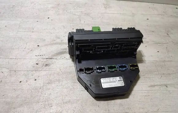 Mercedes-Benz GLK (X204) Fuse box set A2129003514 A2129020806 A2129015204