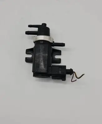 Volkswagen Golf IV Turbo solenoid valve 1J0906627 02T294 72290320