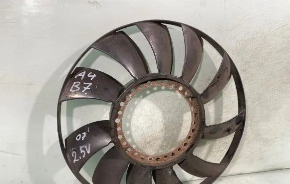 Audi A4 S4 B7 8E 8H Fan impeller 059121301a