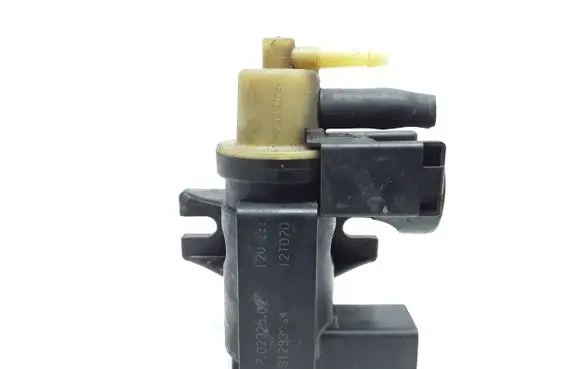 Volvo V60 Turbo solenoid valve 31293964 70232502