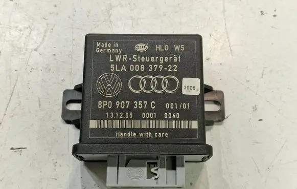 Audi A3 S3 A3 Sportback 8P Light module LCM 8P0907357C