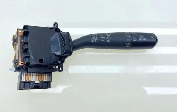 Subaru Forester SG Wiper control stalk 83114SA030 83114SA 83114SA031