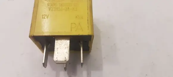 Ford Mondeo MK I Other relay V23136B1X3