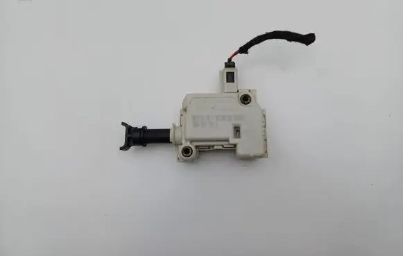 Volkswagen Touareg I Tailgate boot lock/latch motor 3B0959781C