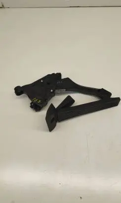 Hyundai i40 Accelerator throttle pedal 327272T900 PA66GF35