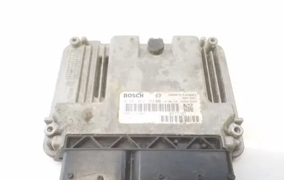 Iveco Daily 35.8 - 9 Engine control unit/module 504121602 0281012193