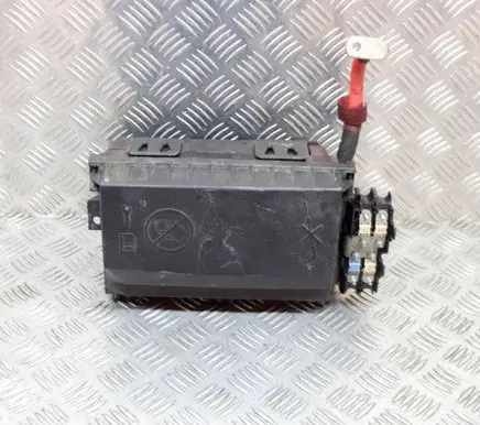 Opel Zafira C Fuse box set
