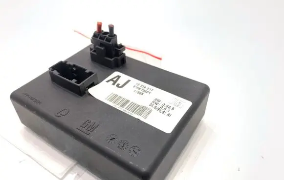Opel Insignia A Parking PDC control unit/module 13334217