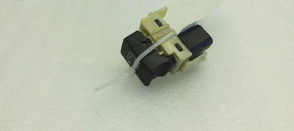 Mitsubishi Outlander Seat control switch 8610A048